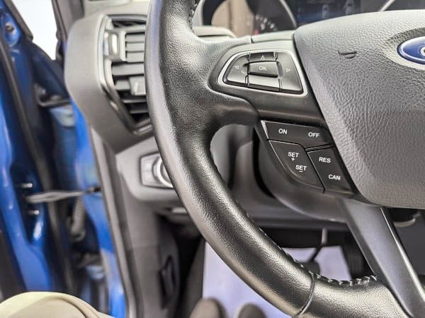 2019 Ford Escape TITANIUM AWD-17