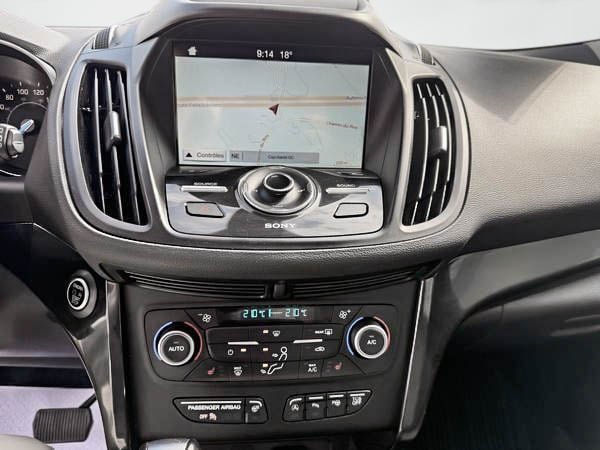 2019 Ford Escape TITANIUM AWD-20