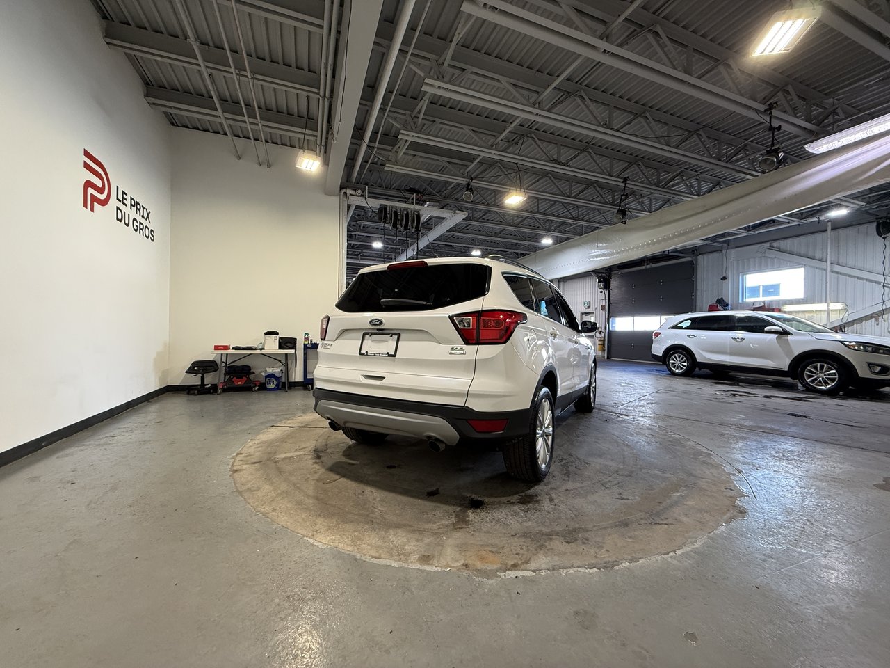 2019 Ford Escape SEL-2
