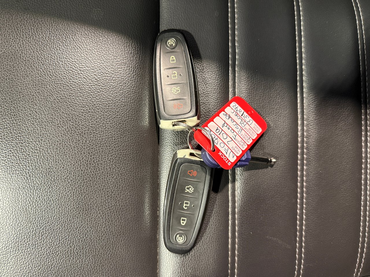2019 Ford Escape SEL-28