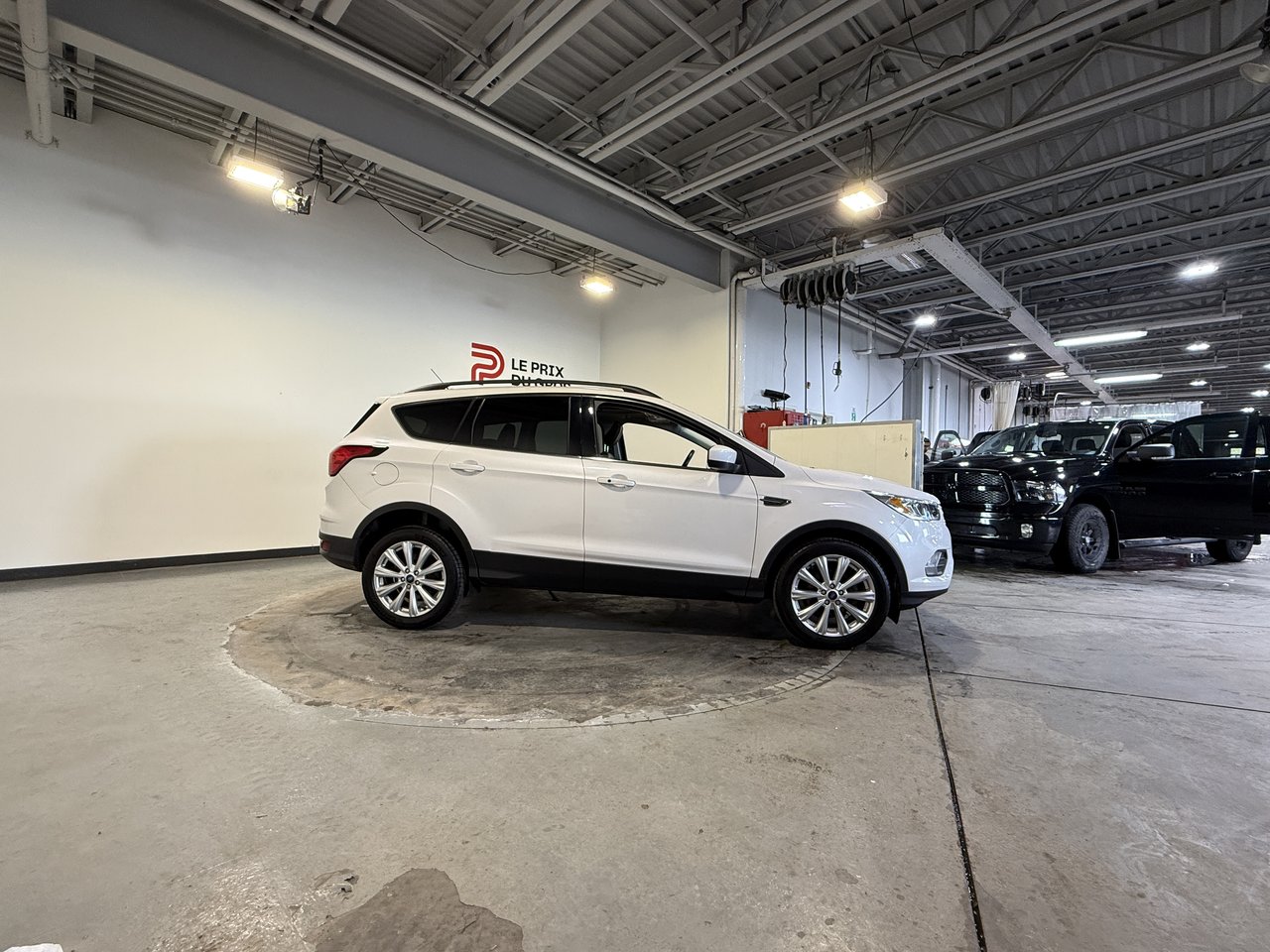 2019 Ford Escape SEL-1
