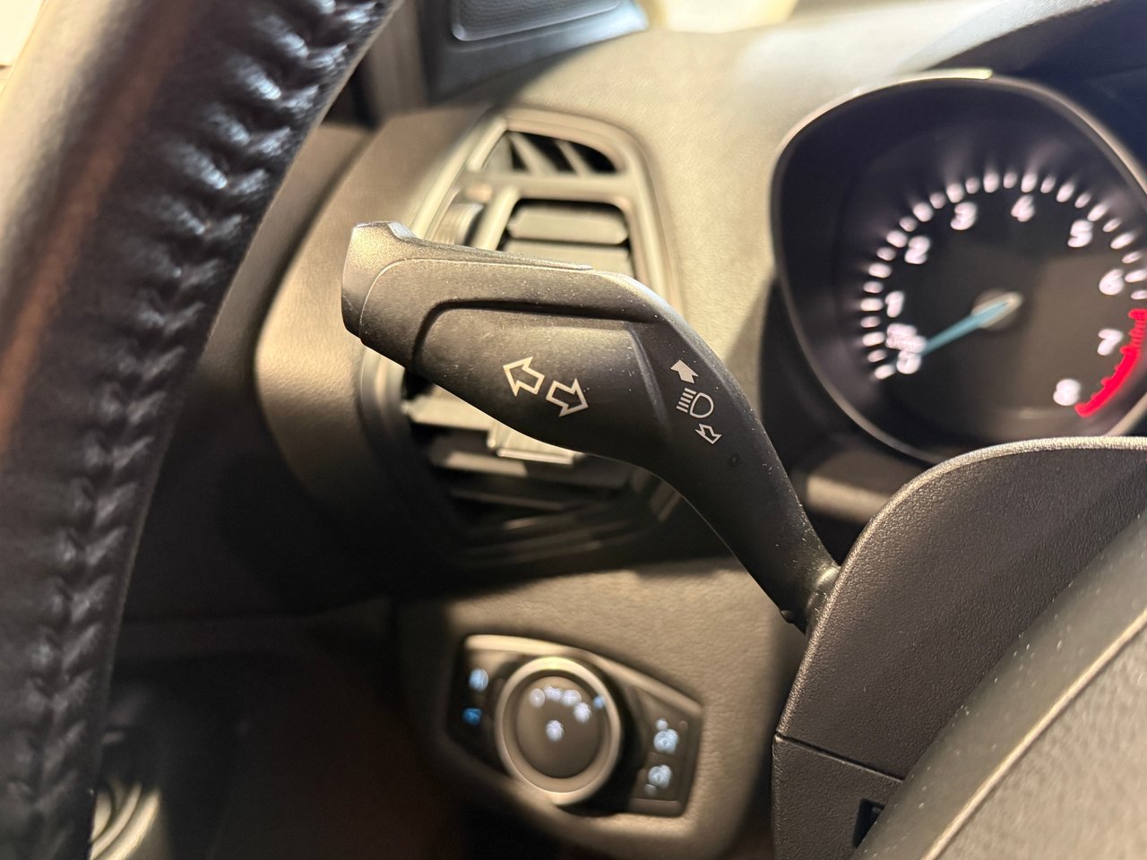 2019 Ford Escape SEL-18