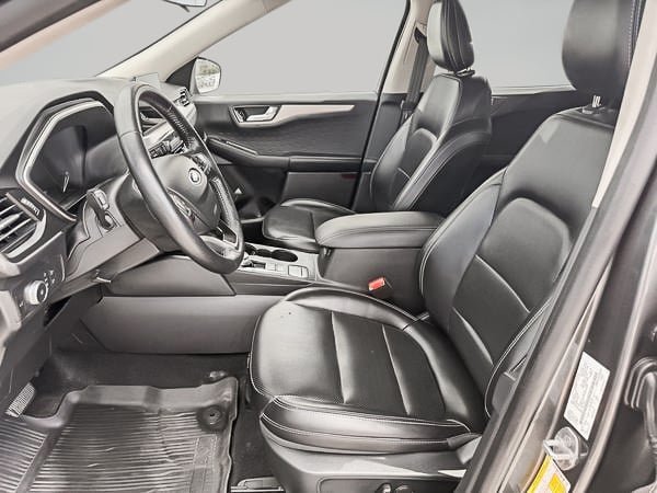 Ford Escape SEL 2020-12
