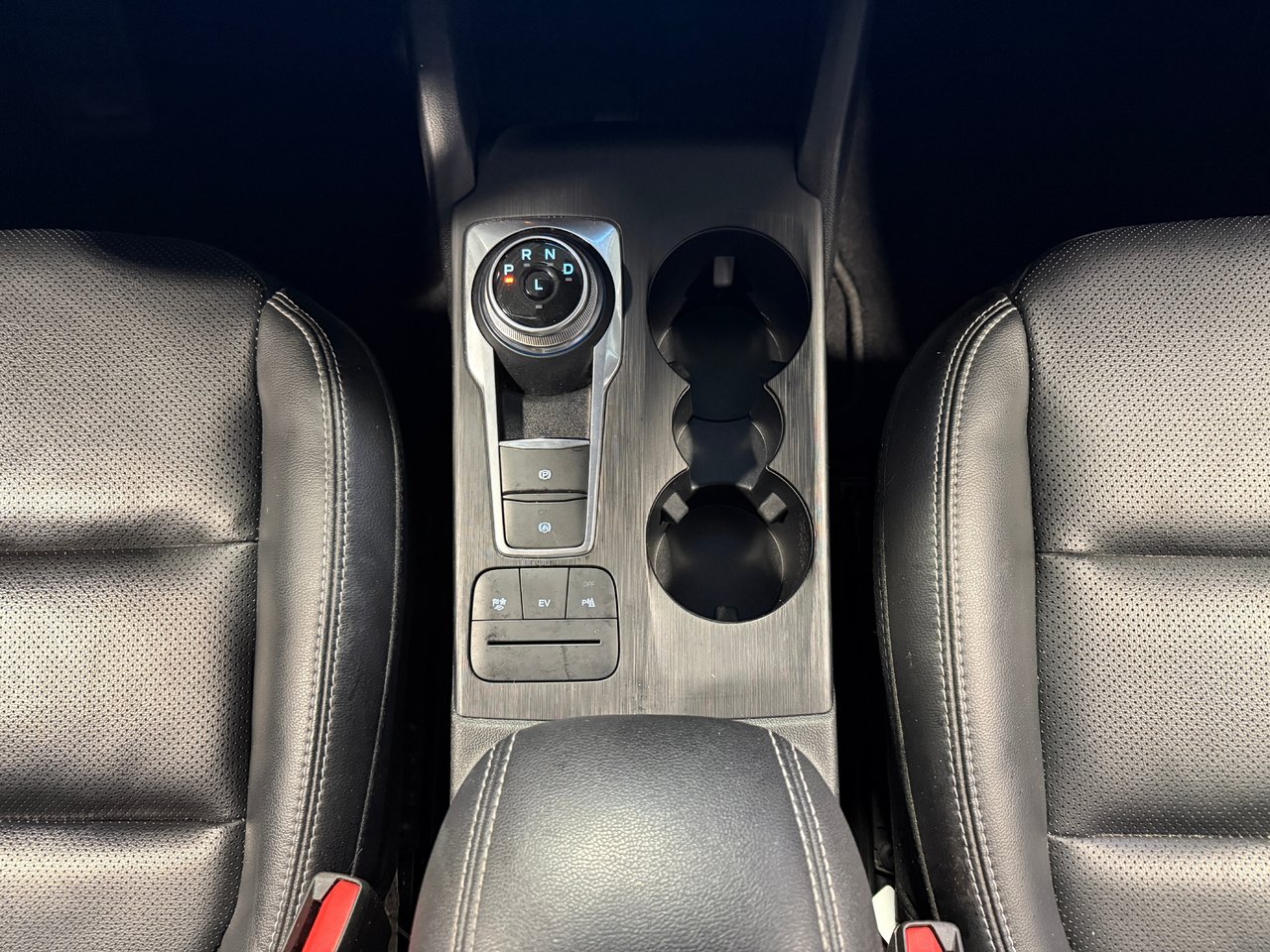 2022 Ford Escape TITANIUM PLUG IN-22