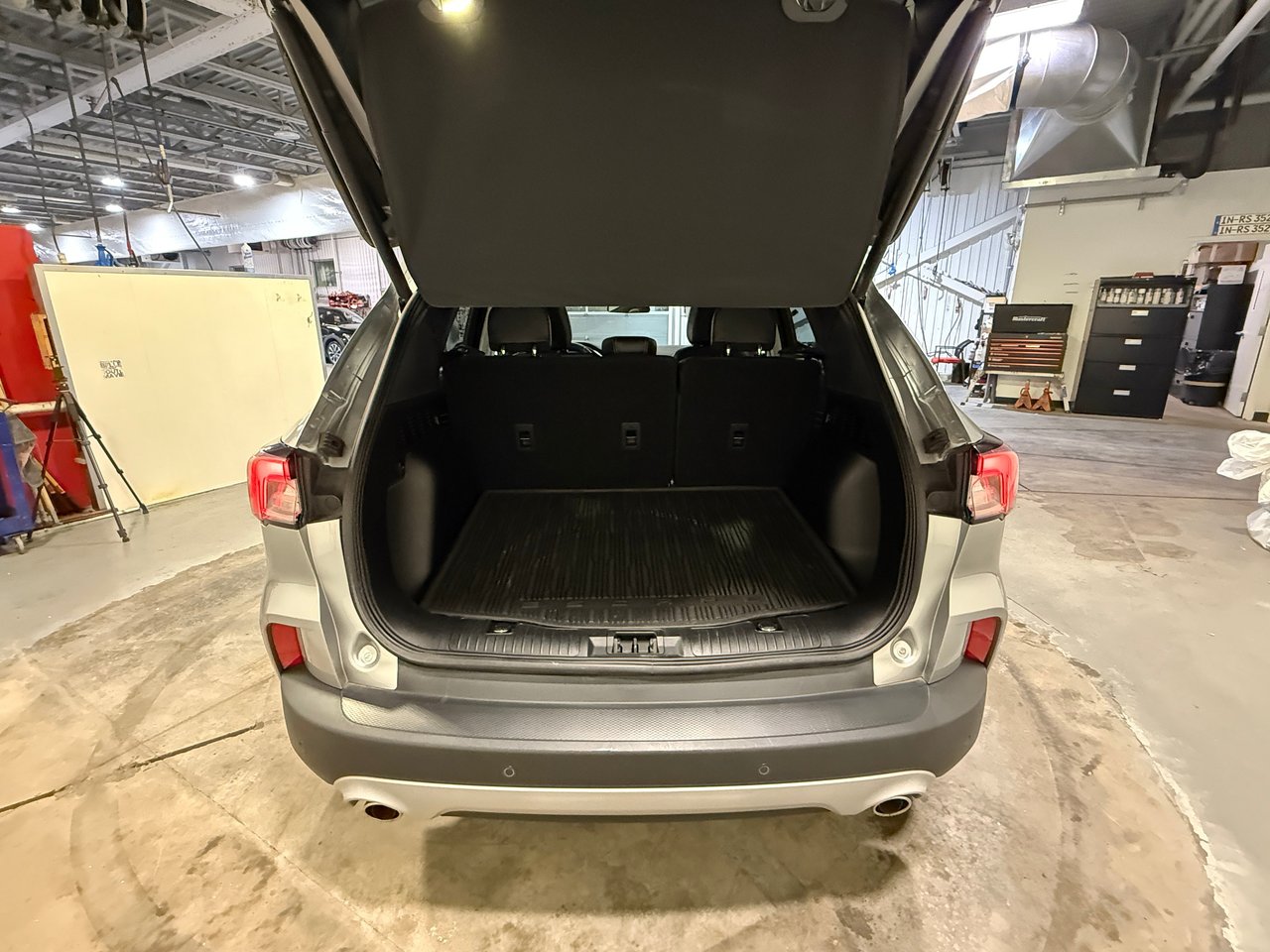 2022 Ford Escape SEL AWD-25