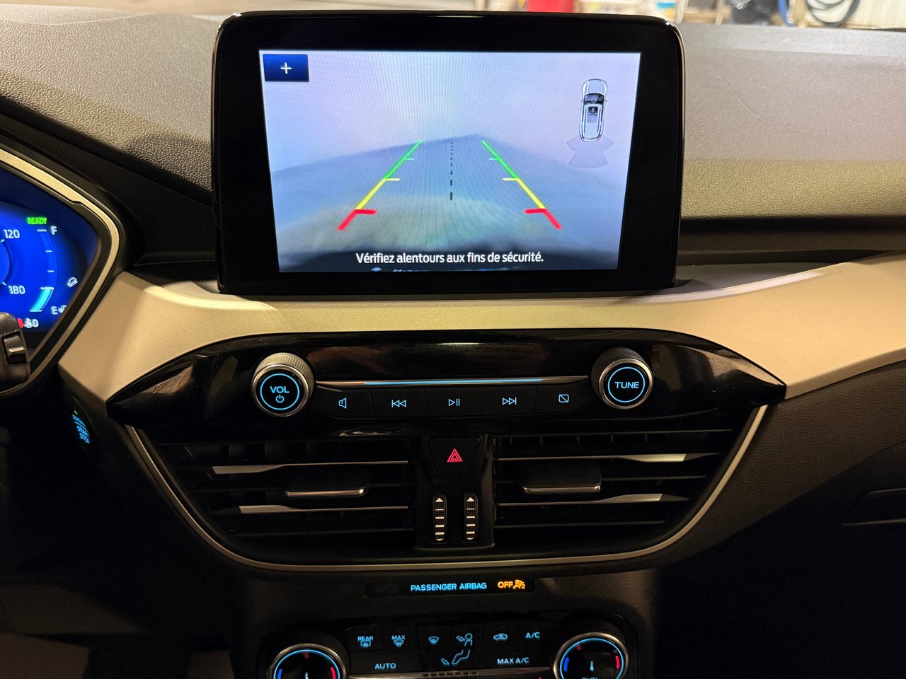 2022 Ford Escape SEL AWD-21
