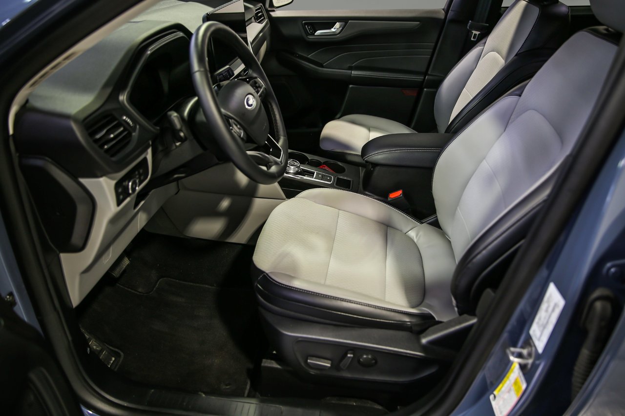 Ford Escape PHEV 2025-13