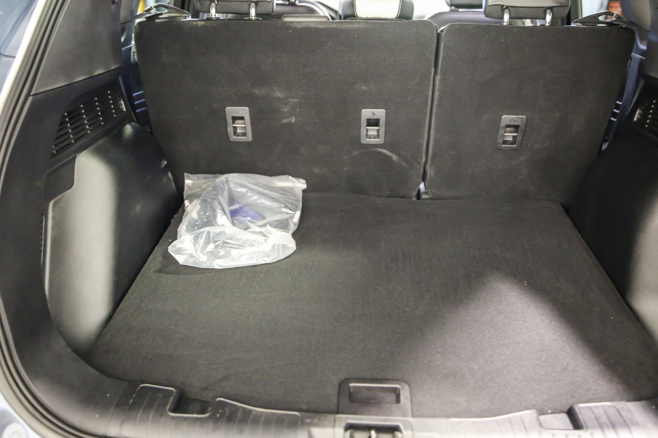 Ford Escape PHEV 2025-26