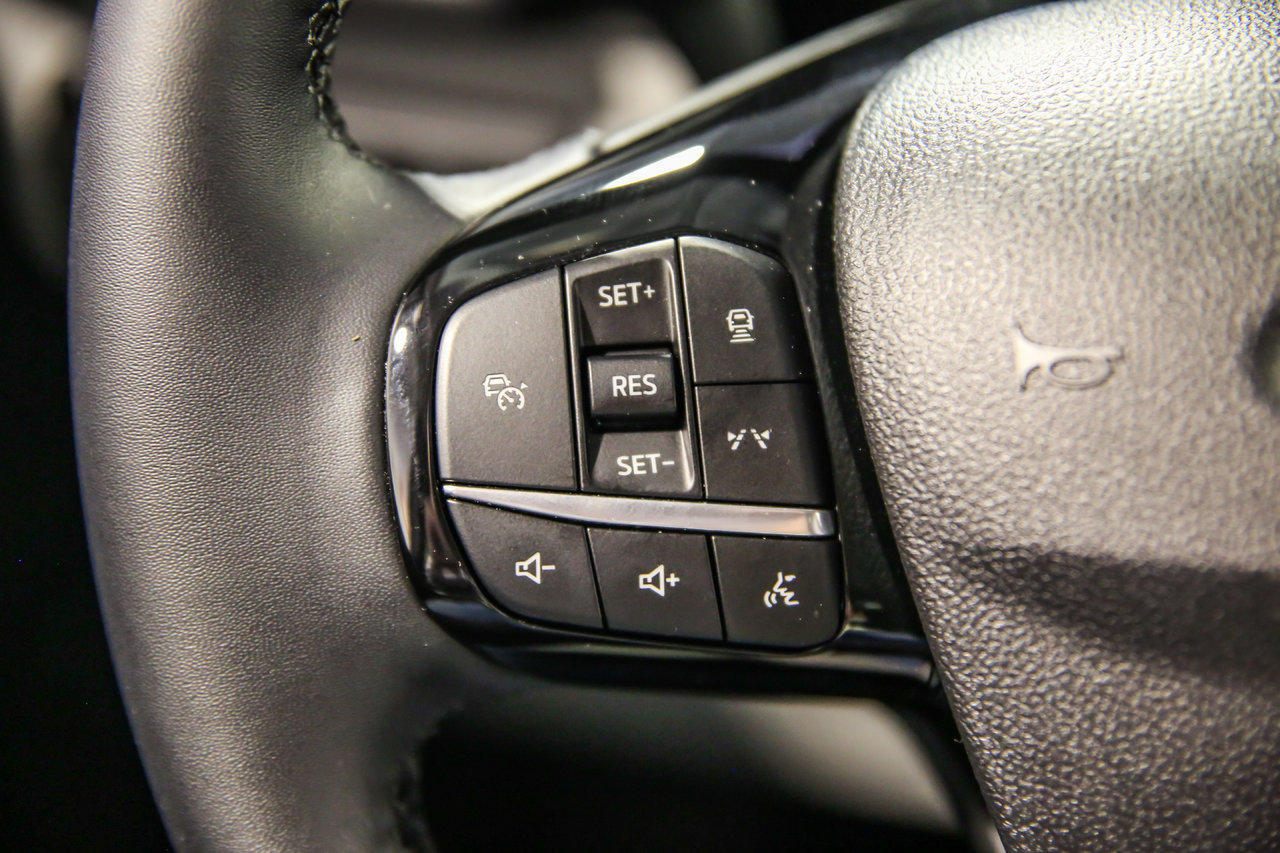 Ford Escape PHEV 2025-15