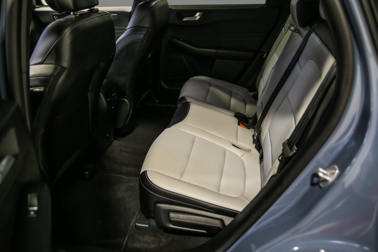Ford Escape PHEV 2025-25