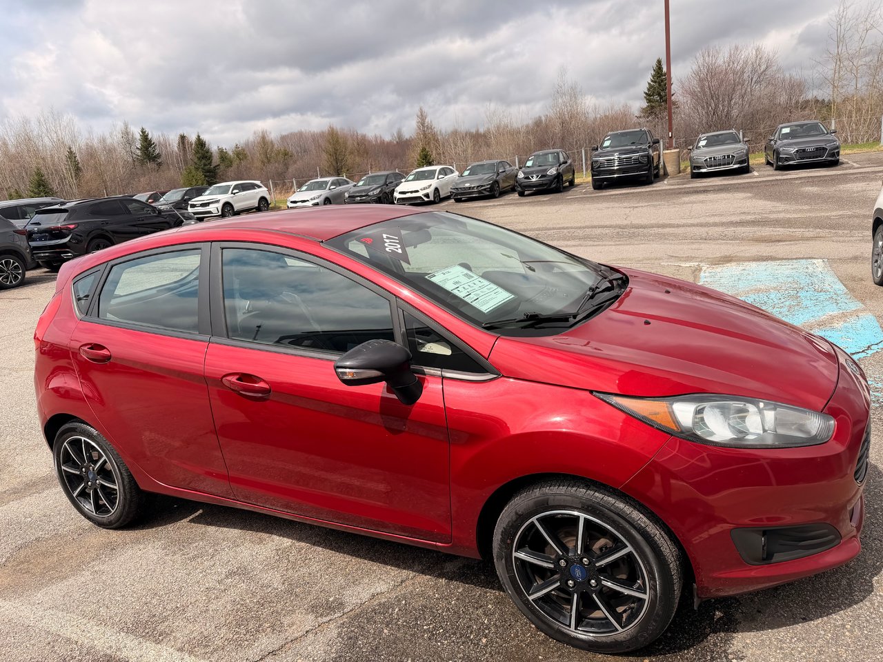 Ford Fiesta SE 2017-7