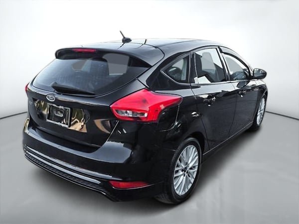 2016 Ford Focus SE-4
