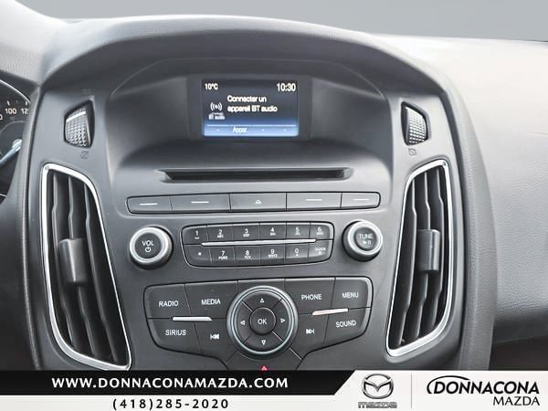 2016 Ford Focus SE-17