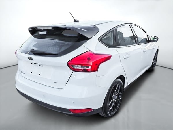 2016 Ford Focus SE-4
