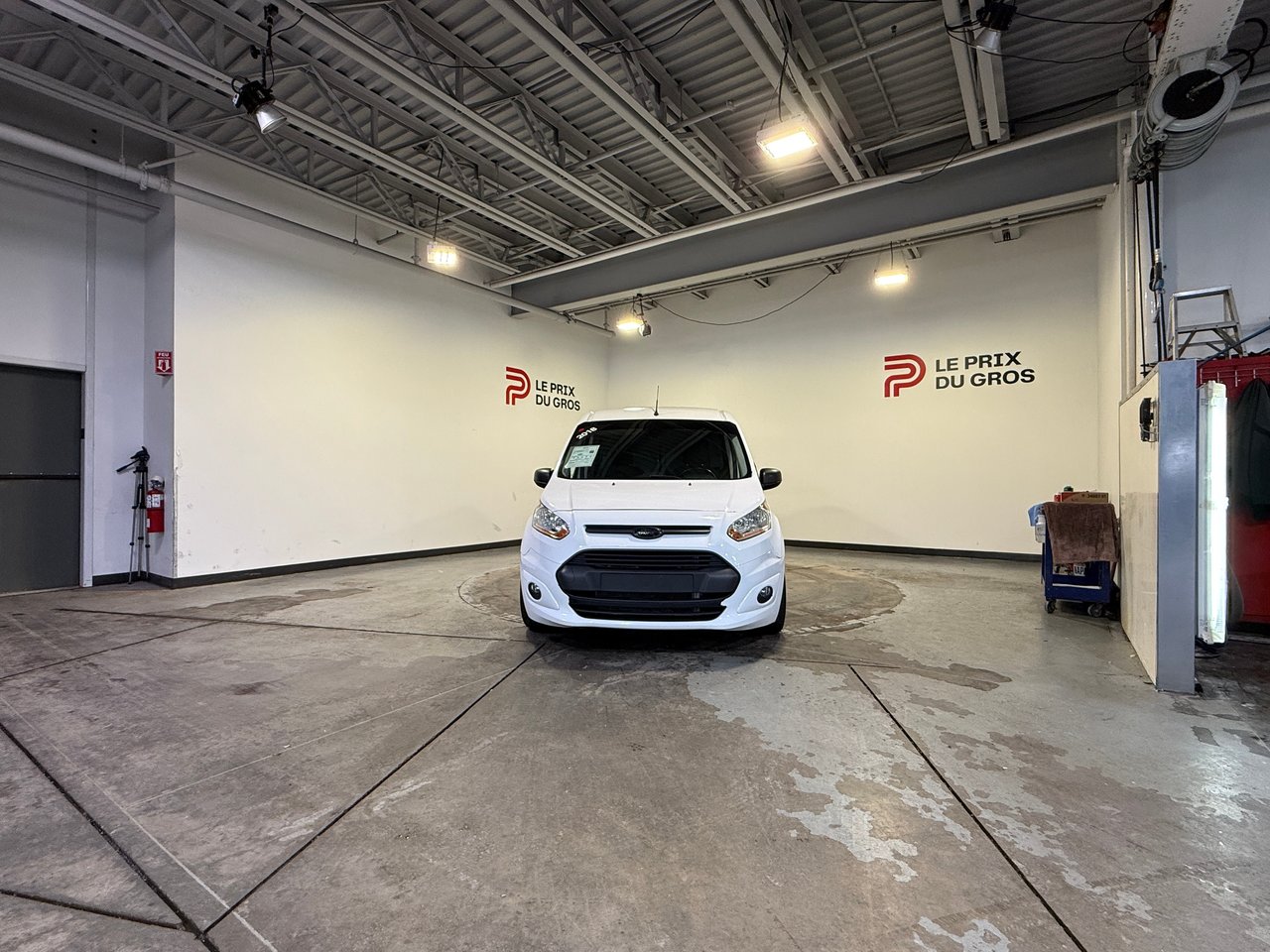 Ford Fourgon Transit Connect XLT Cargo van LWB 2018-7
