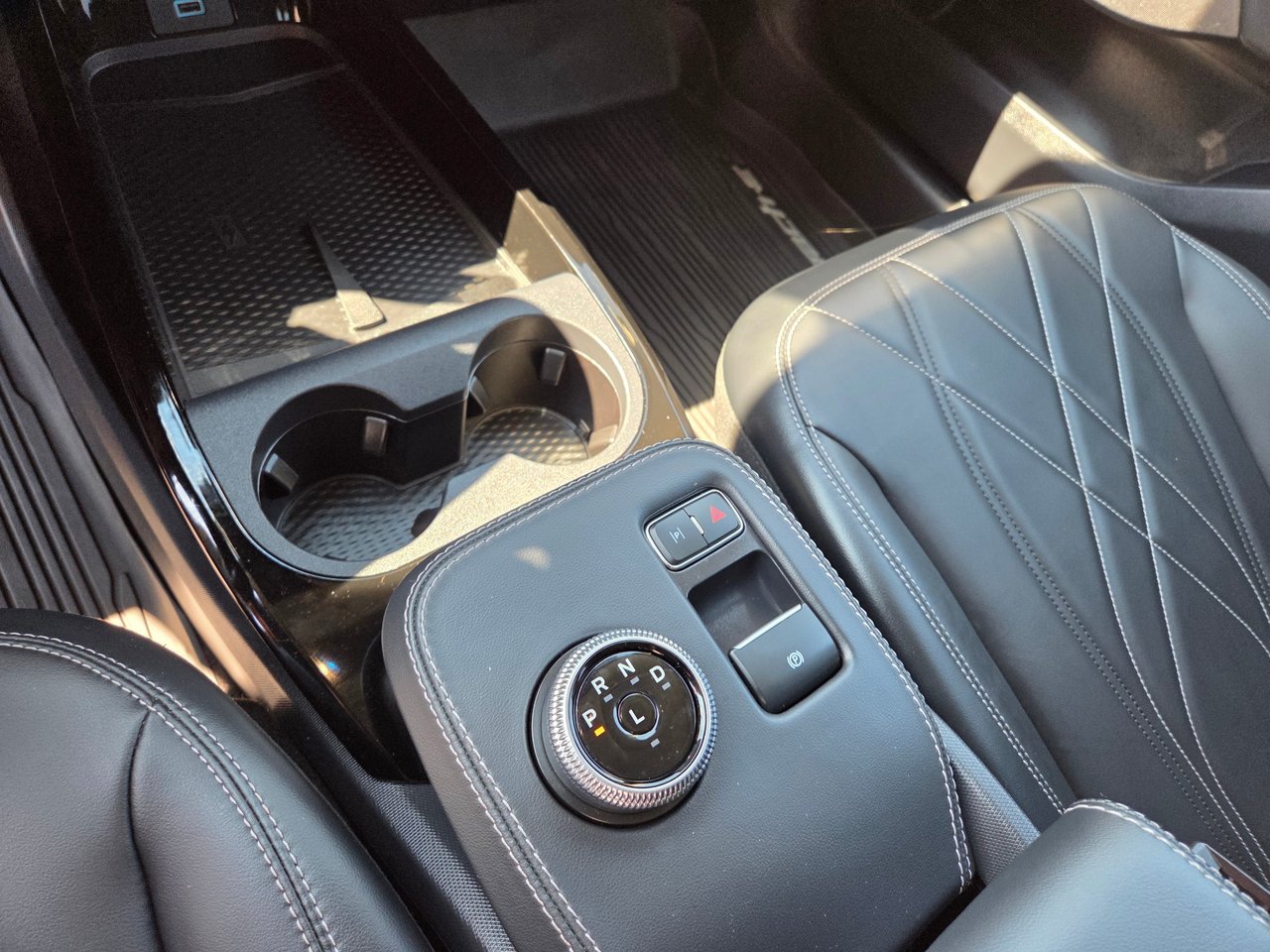2023 Ford Mustang Mach-E Select-14