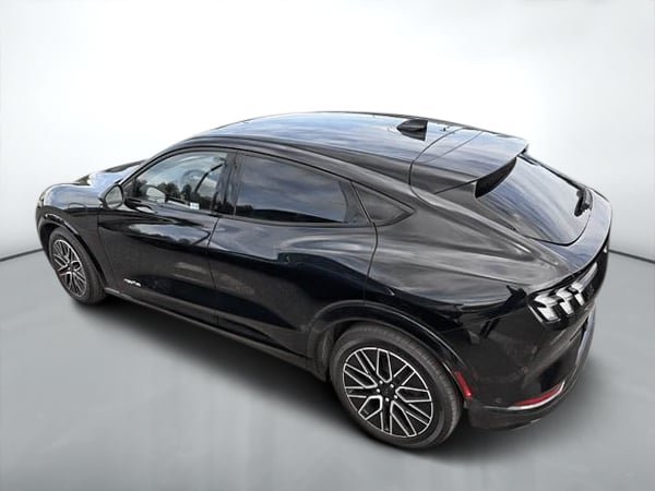 Ford Mustang Mach-E Premium AWD 2024-4