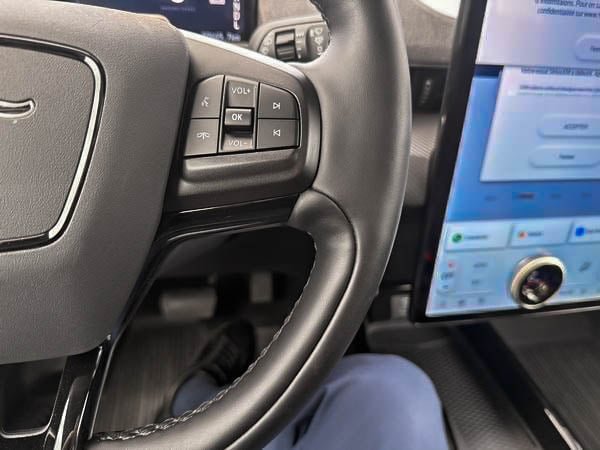Ford Mustang Mach-E Premium AWD 2024-18