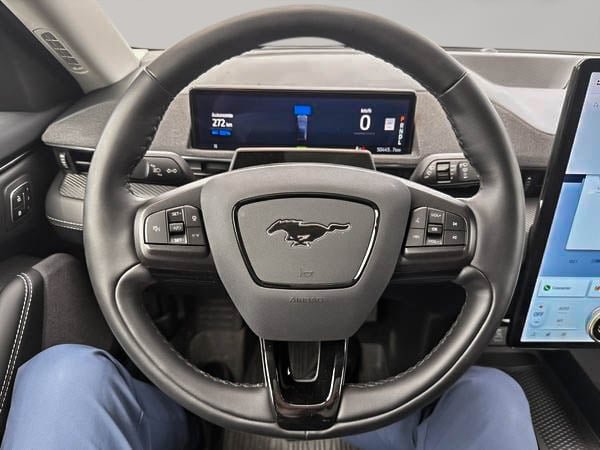 Ford Mustang Mach-E Premium AWD 2024-16