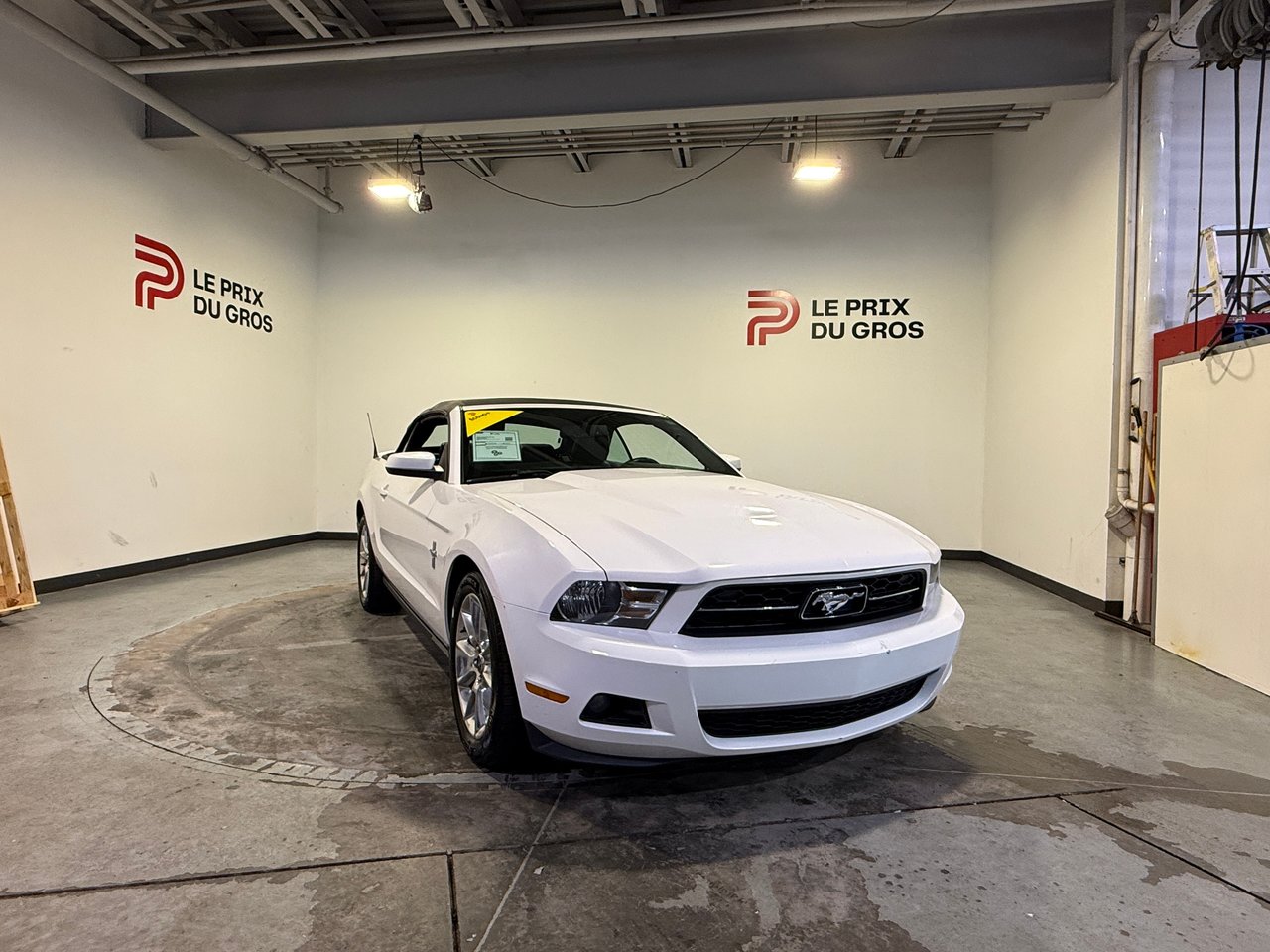 Ford Mustang V6 4.0L CONVERTIBLE 2010-0