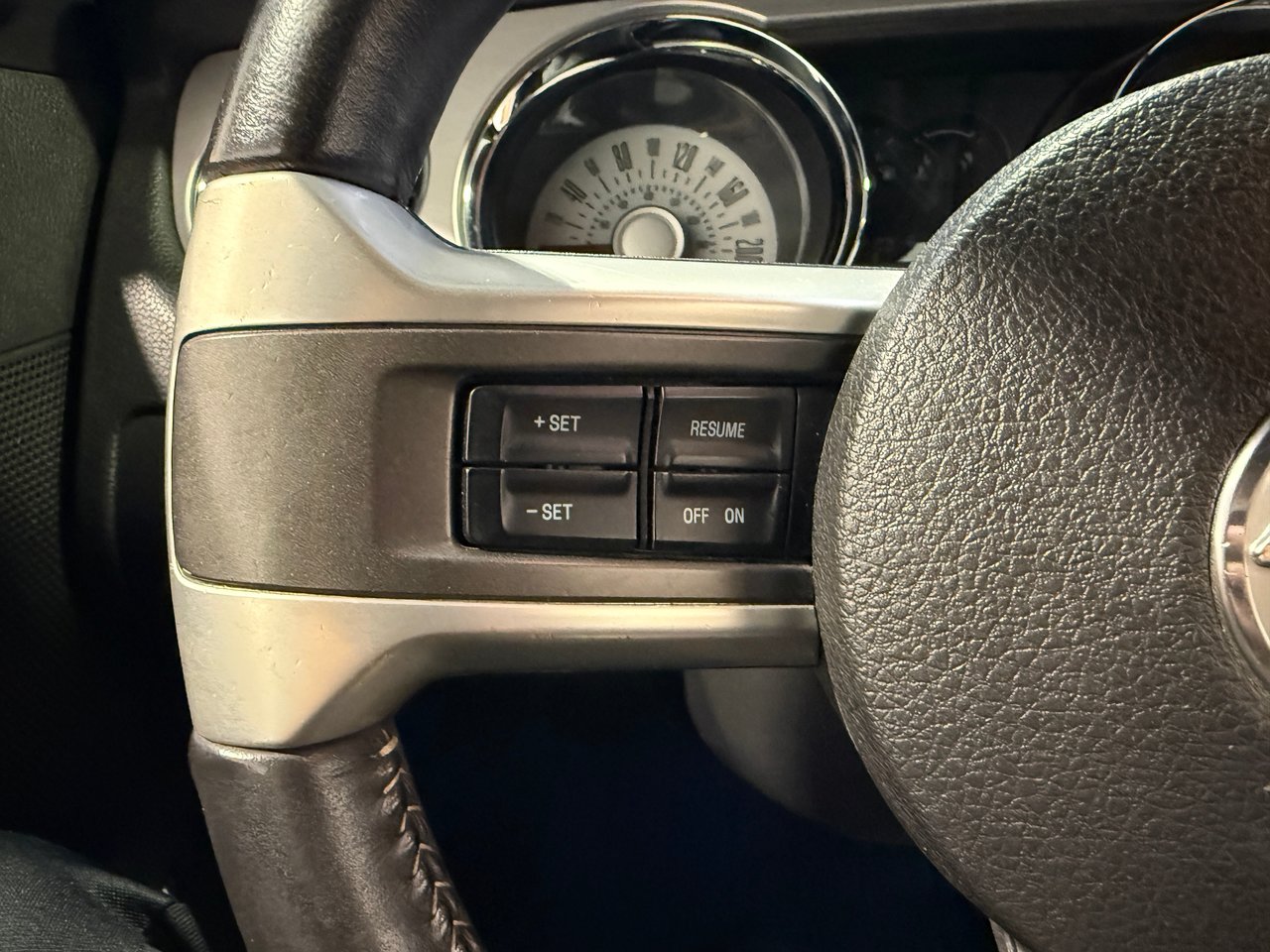 Ford Mustang V6 4.0L CONVERTIBLE 2010-13