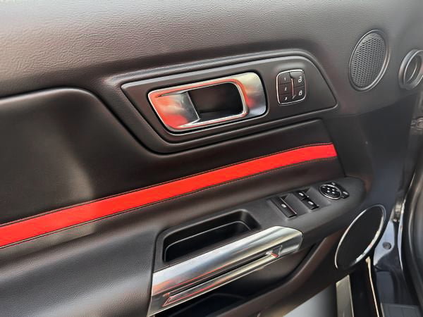 2023 Ford Mustang ECOBOOST PREMIUM-11