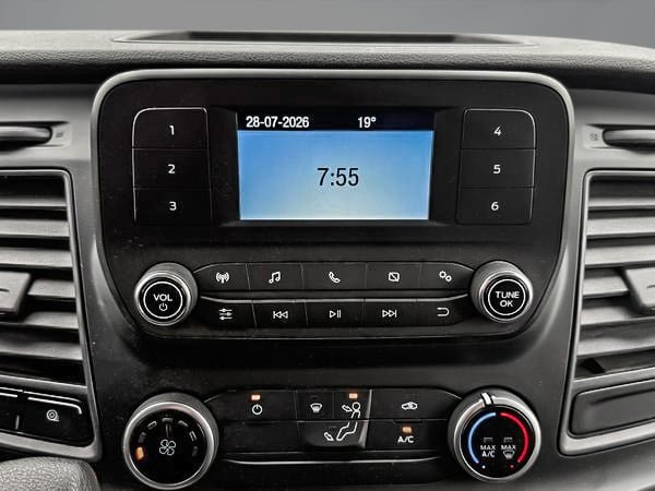 Ford Transit fourgon utilitaire HR Cargo AWD 2024-17