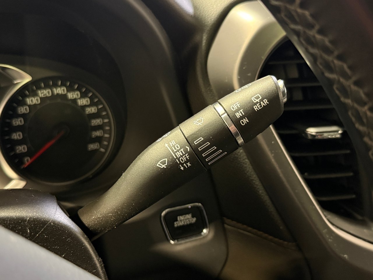 2023 GMC Acadia AT4-19