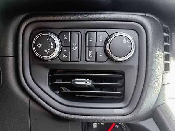 GMC Sierra 1500 Base 2020-18