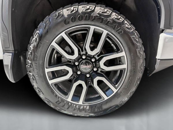 2024 GMC Sierra 1500 AT4-10