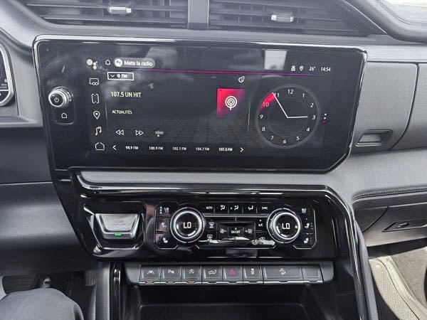 2024 GMC Sierra 1500 AT4-21