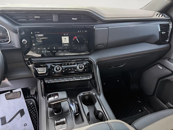 GMC Sierra 1500 AT4 2025-23