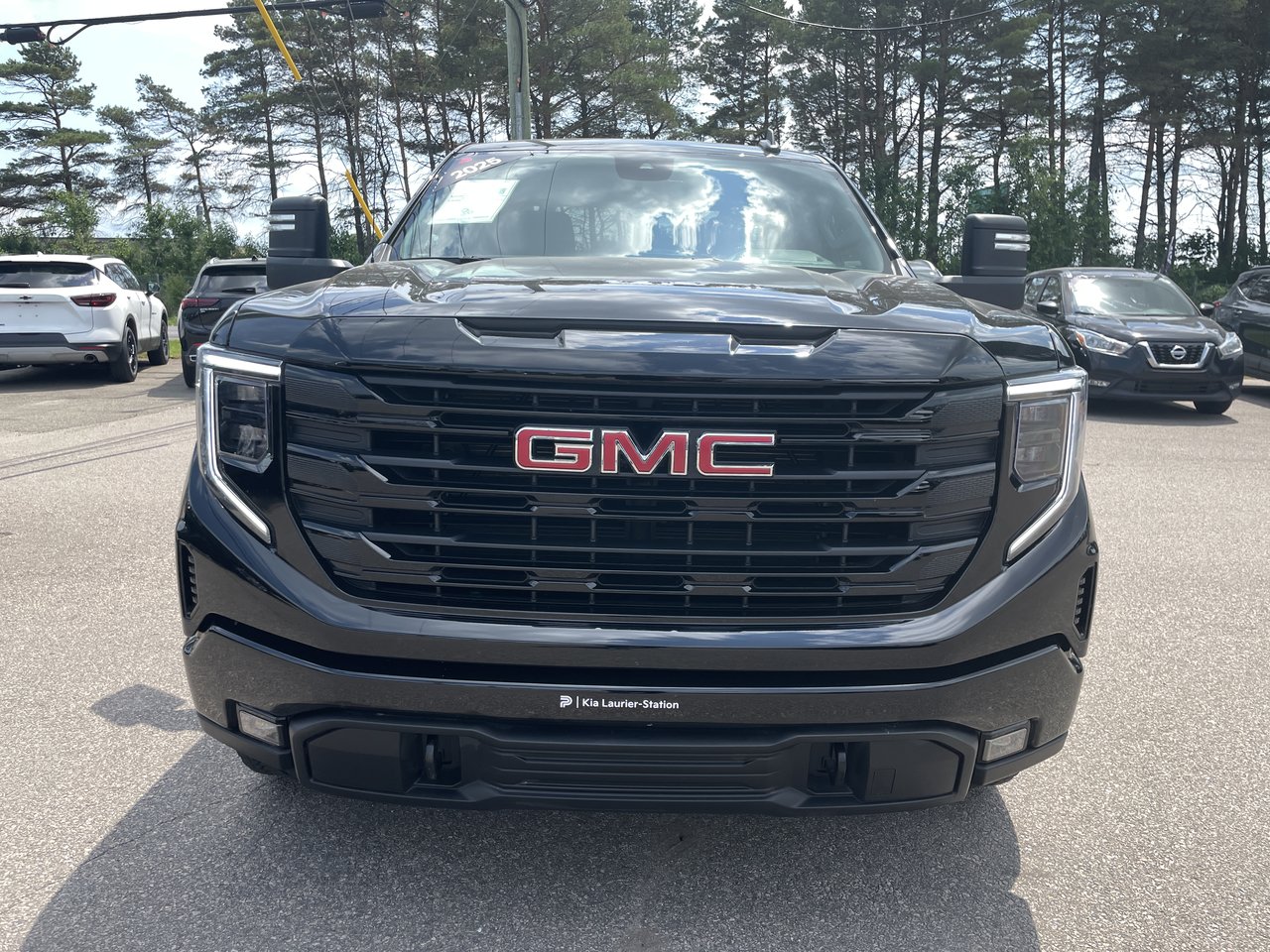 2025 GMC Sierra 1500 ELEVATION-1
