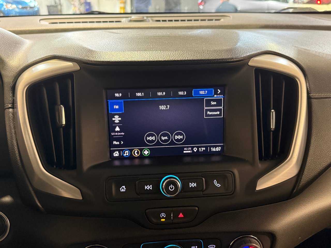 2024 GMC Terrain SLE-19