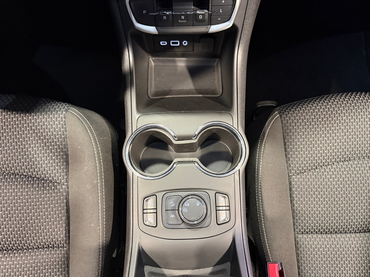 2024 GMC Terrain SLE-22