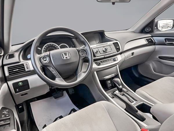 Honda Berline Accord LX 2015-9