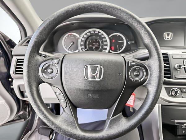 Honda Berline Accord LX 2015-13