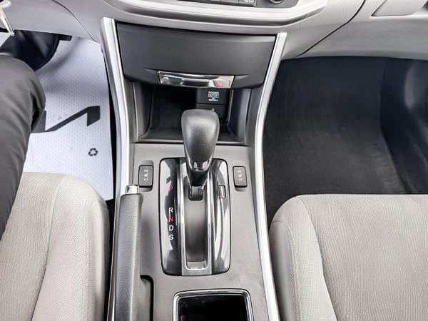 Honda Berline Accord LX 2015-20