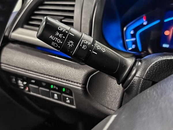 2019 Honda Odyssey TOURING-18