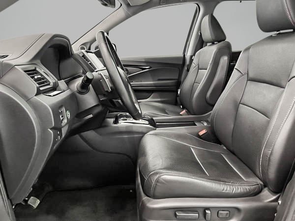 2018 Honda Pilot Touring AWD / 7 passagers-10