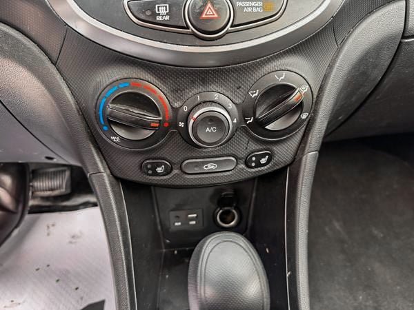 2017 Hyundai Accent SE-20