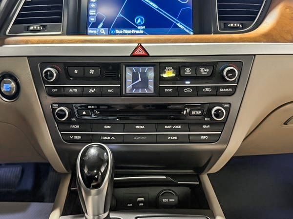 Hyundai Berline Genesis G80 2015-22