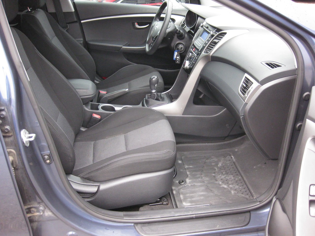2017 Hyundai Elantra GT GL-20