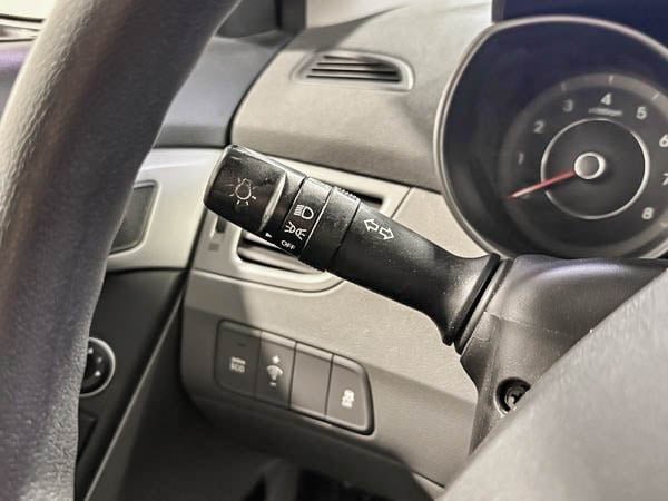 2016 Hyundai Elantra LE-16