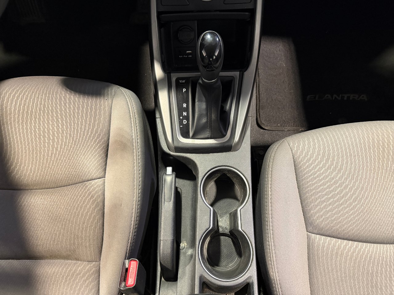 Hyundai Elantra LE 2016-21