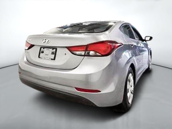 2016 Hyundai Elantra LE-2