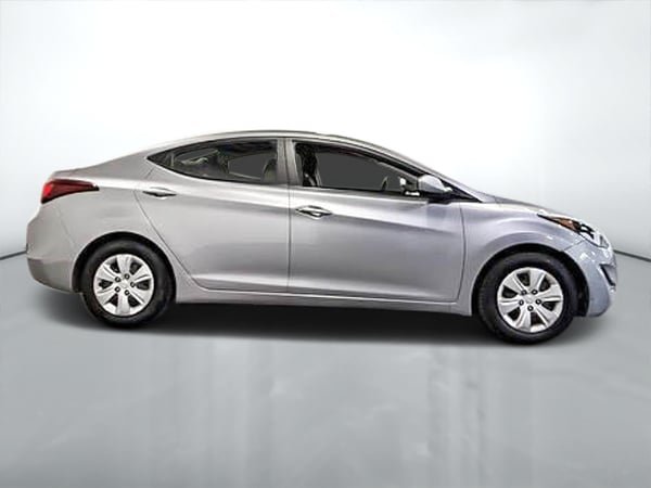 2016 Hyundai Elantra LE-1