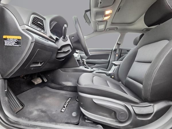 2017 Hyundai Elantra GLS-10