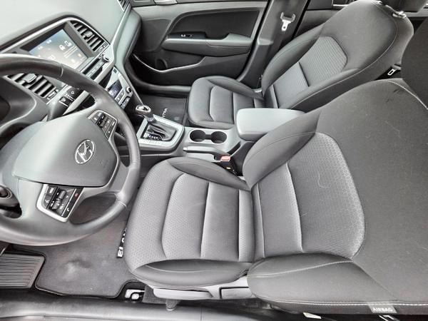 2017 Hyundai Elantra GLS-11