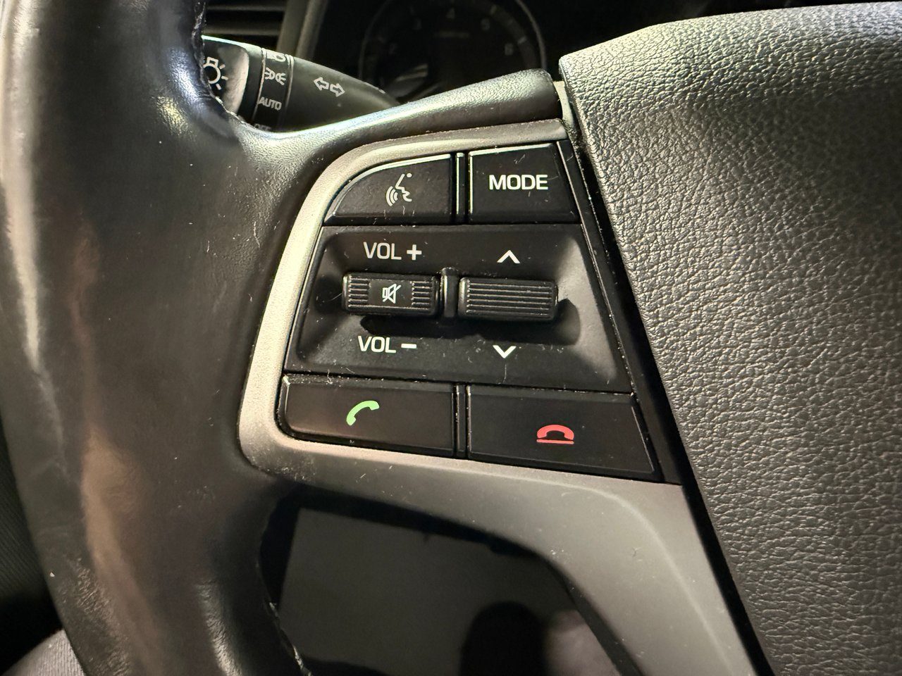 Hyundai Elantra SE 2018-14